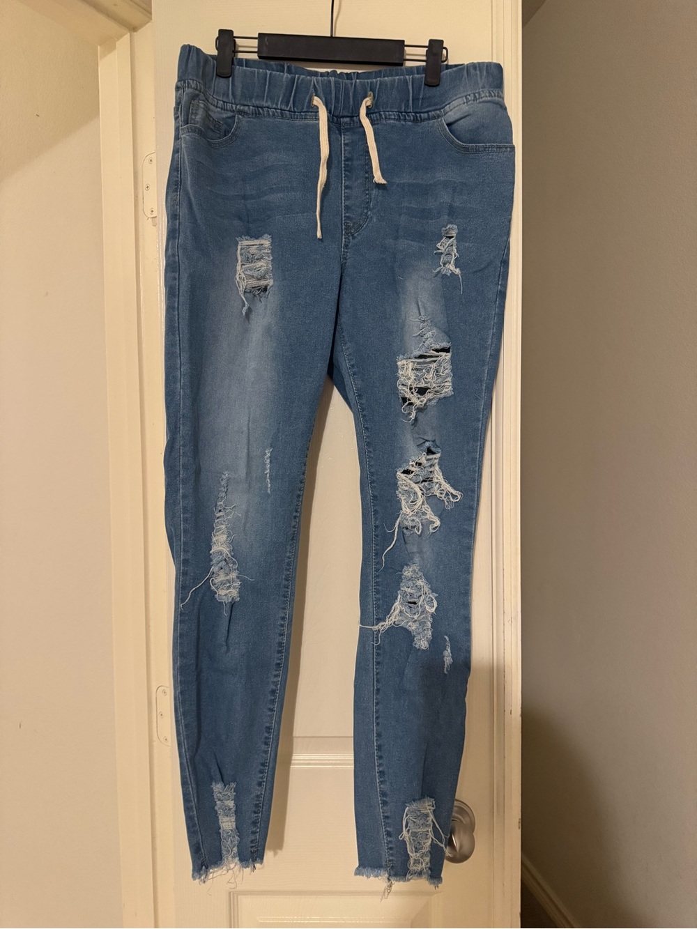 Women’s Distressed Drawstring Denim Jeans - Blue